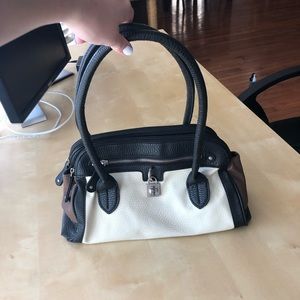 Chaps Colourblock Purse